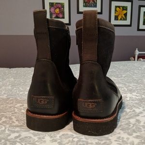 ugg vibram boots